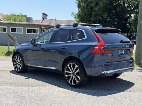 Used 2023 Volvo XC60 B5 Ultimate w/ Climate Package FWD image 22