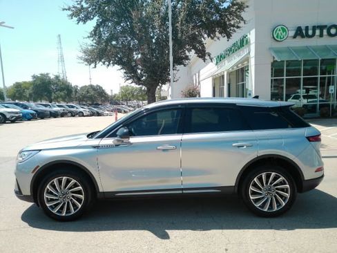 Used 2023 Lincoln Corsair Reserve AWD/4WD image 12