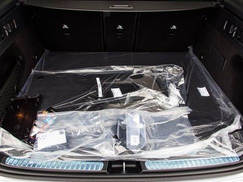 New 2026 Mercedes-Benz GLC 300 4MATIC image 22