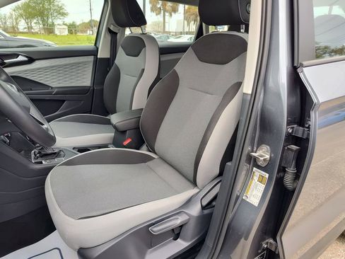 Used 2023 Volkswagen Taos S w/ Driver Assistance Package image 20