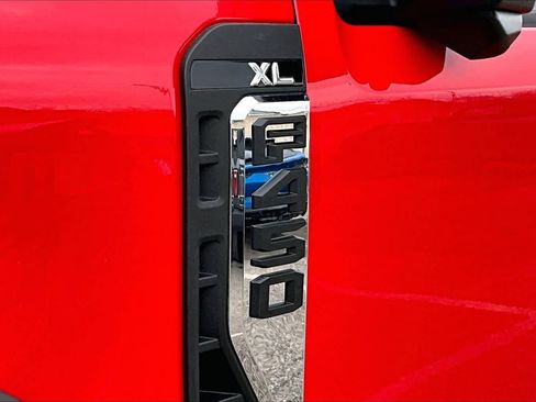 Used 2025 Ford F450 XL w/ 360-Degree Camera Package image 10