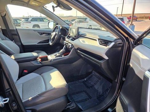 Used 2022 Toyota RAV4 Adventure AWD/4WD image 16