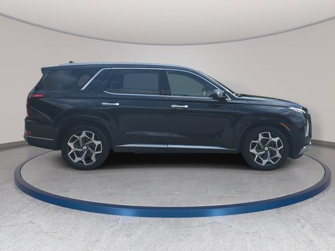Used 2021 Hyundai Palisade Calligraphy w/ Cargo Package FWD image 4