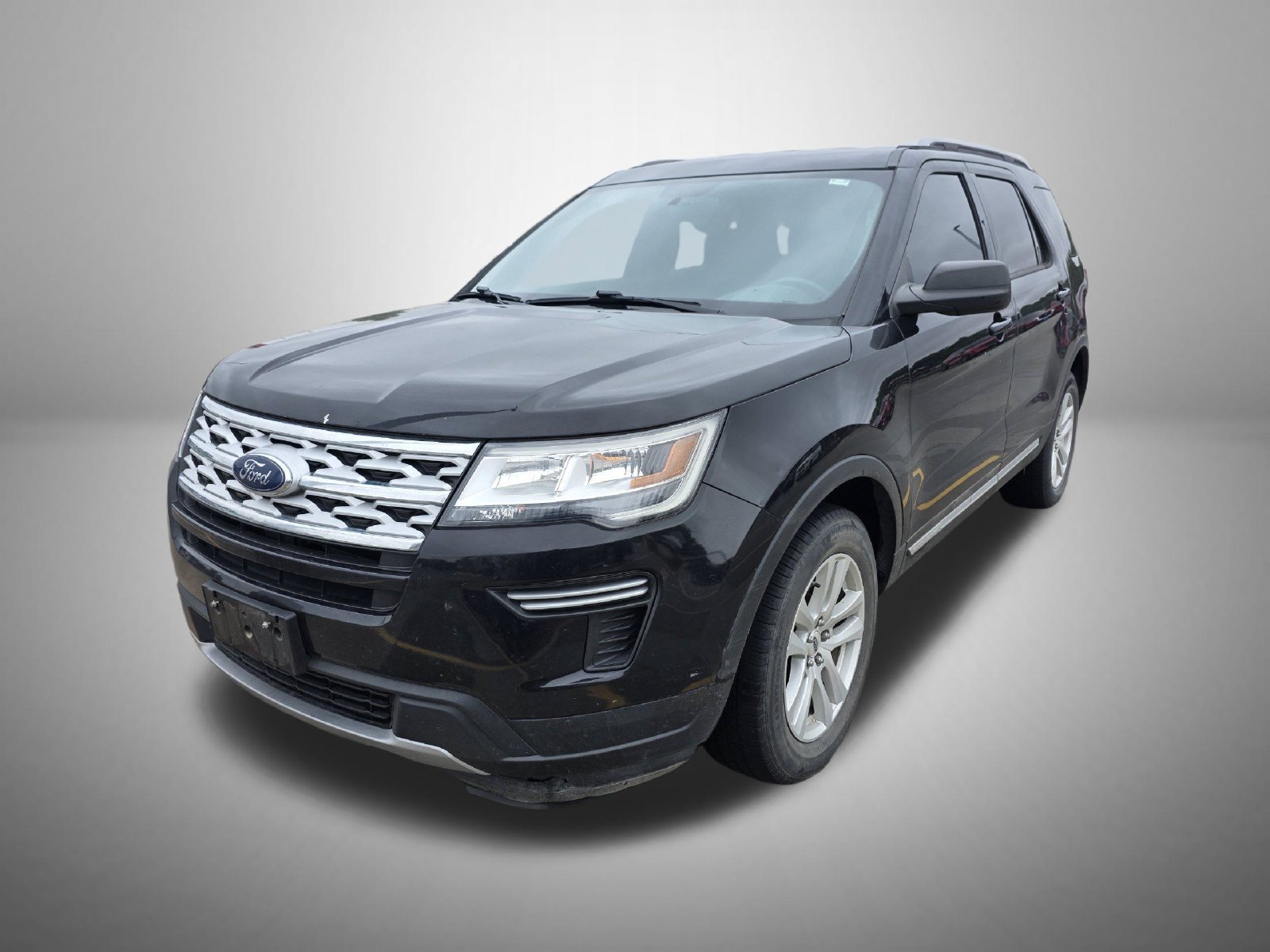 Used 2019 Ford Explorer XLT AWD/4WD image 1