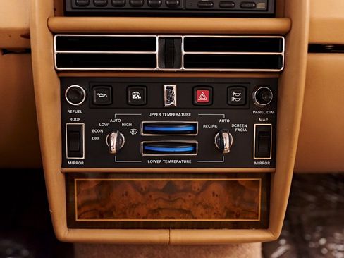 Used 1990 Rolls-Royce Silver Spur II image 92