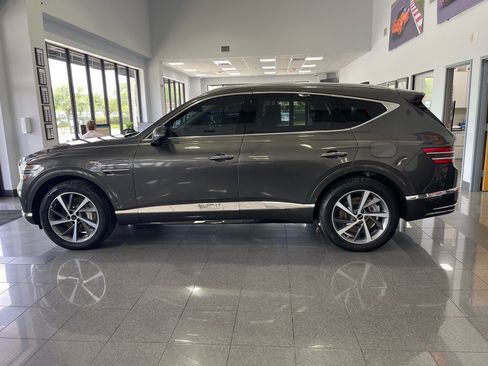 Used 2025 Genesis GV80 2.5T Advanced AWD/4WD image 2