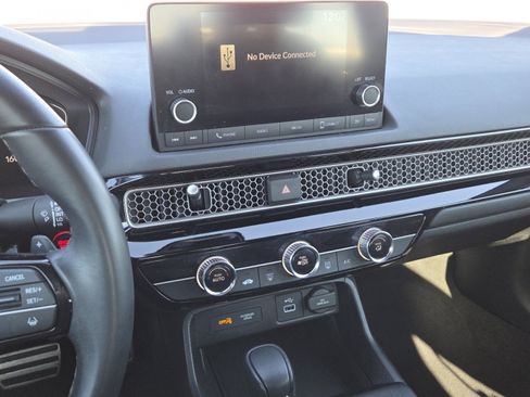 Used 2023 Honda Civic Sport image 25