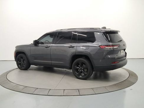Used 2021 Jeep Grand Cherokee L Laredo AWD/4WD image 6