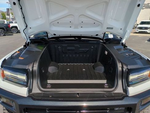 Used 2024 GMC Hummer EV 2X w/ Extreme Off-Road Package AWD/4WD image 30