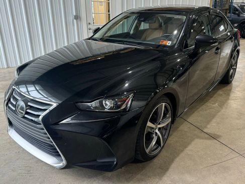 Used 2018 Lexus IS 300 AWD w/ Comfort Package image 3