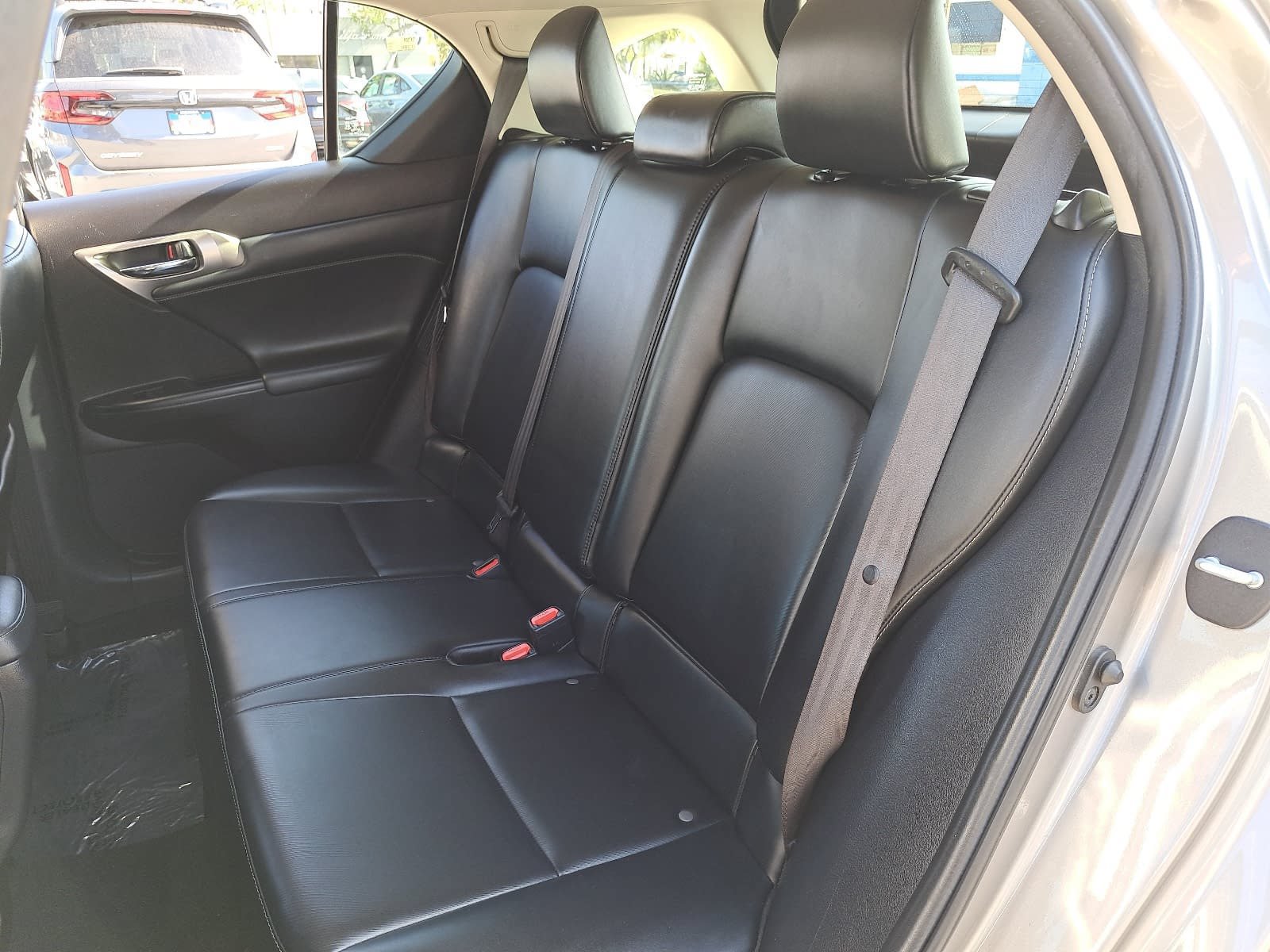 Used 2017 Lexus CT 200h w/ Navigation System Package FWD image 14