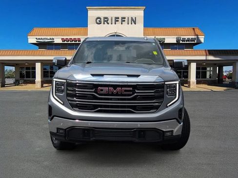 Used 2024 GMC Sierra 1500 SLT w/ SLT Premium Plus Package AWD/4WD image 12
