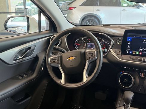 Used 2026 Chevrolet Blazer LT FWD image 29