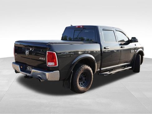 Used 2016 RAM 1500 Laramie AWD/4WD image 3