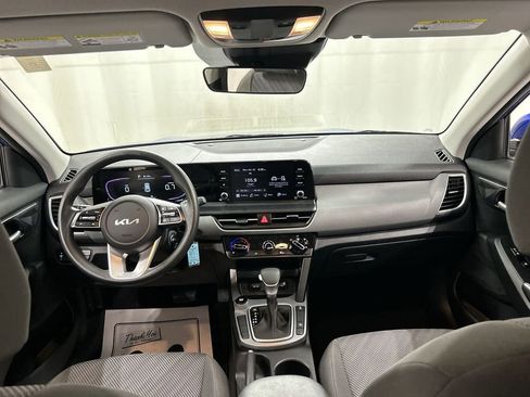 Certified 2024 Kia Seltos LX image 18