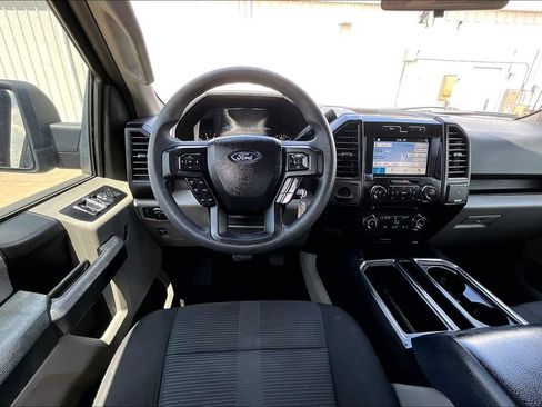 Used 2017 Ford F150 XL w/ Equipment Group 101A Mid RWD image 6
