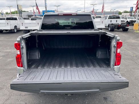 Used 2024 Chevrolet Silverado 1500 Custom AWD/4WD image 4