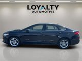 Used 2018 Ford Fusion SE image 2