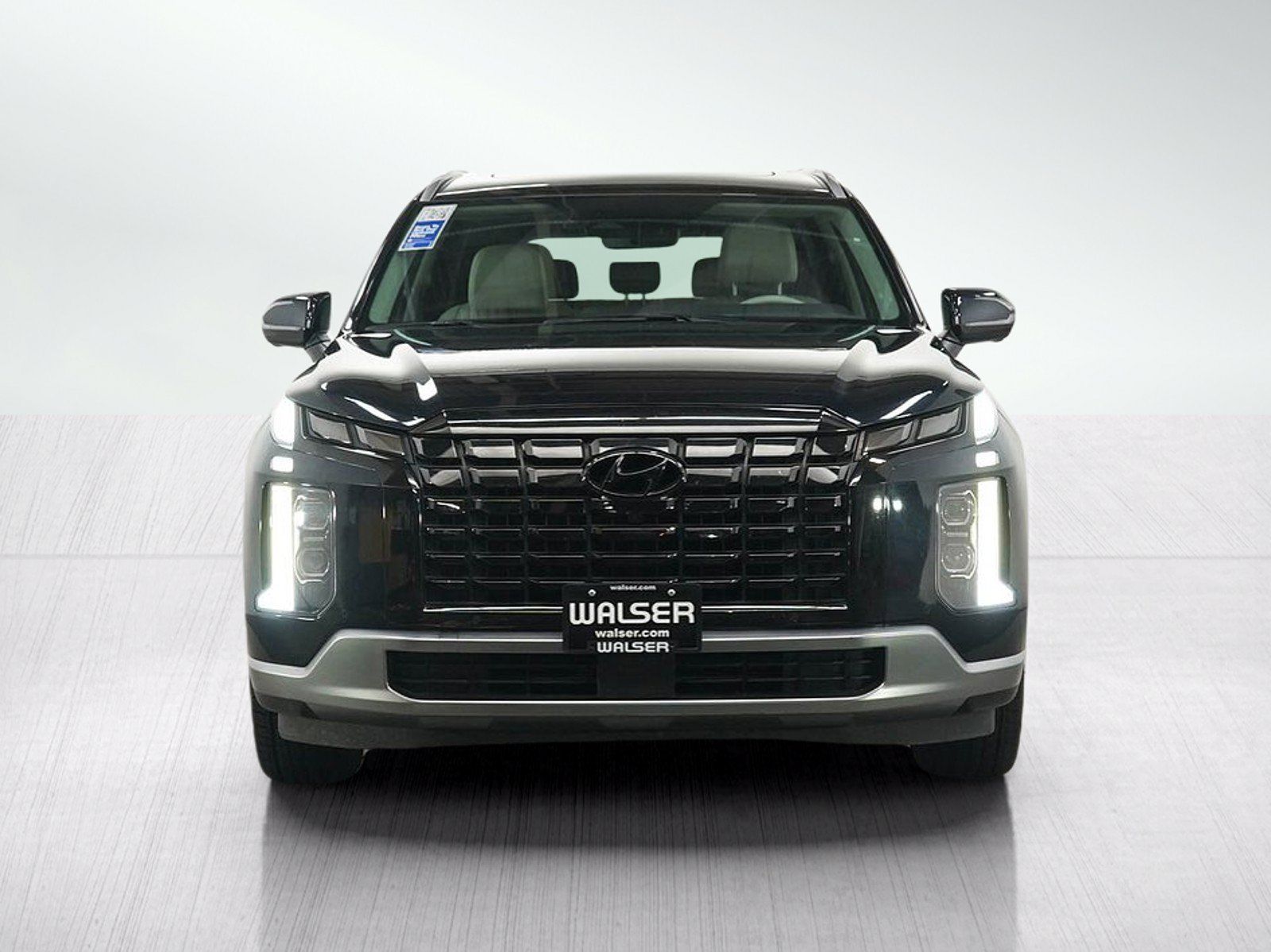 Used 2024 Hyundai Palisade Limited AWD/4WD image 8