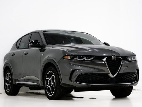 Used 2024 Alfa Romeo Tonale Ti image 1