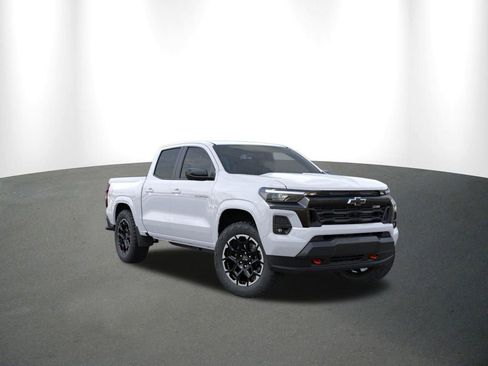 New 2026 Chevrolet Colorado Z71 w/ Technology Package AWD/4WD image 1
