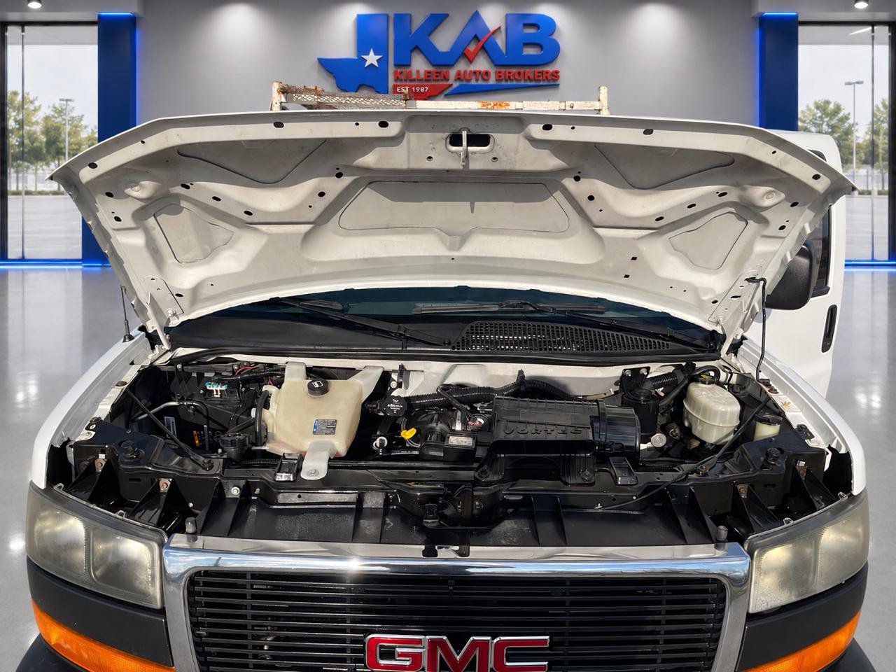 Used 2014 GMC Savana 2500 RWD image 21