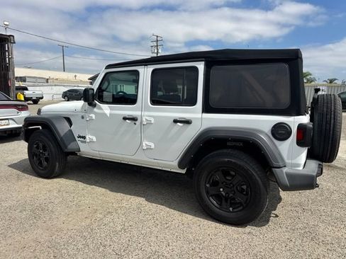 Used 2021 Jeep Wrangler Unlimited Sport AWD/4WD image 8