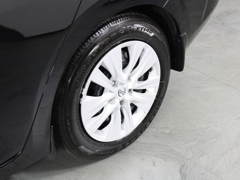 Certified 2025 Nissan Sentra S image 13