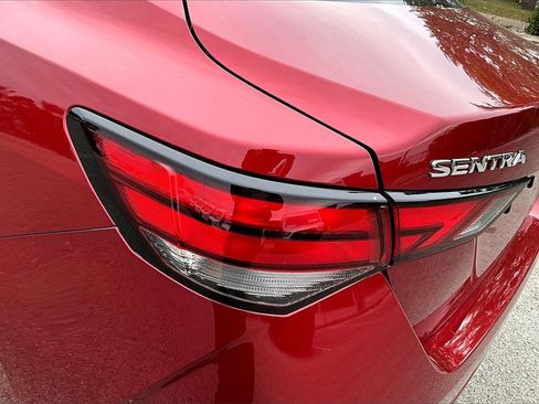 Used 2024 Nissan Sentra SV image 28