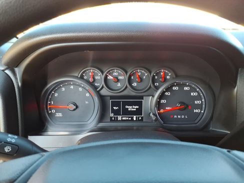 Used 2019 Chevrolet Silverado 1500 Custom Trail Boss w/ Custom Convenience Package AWD/4WD image 16
