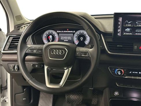 Used 2023 Audi Q5 2.0T Premium Plus w/ Premium Plus Package AWD/4WD image 10