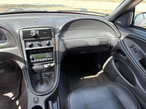 Used 2004 Ford Mustang 2dr CONVERTIBLE V6 image 38