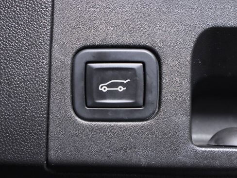 Used 2019 Cadillac XT5 Premium Luxury image 41