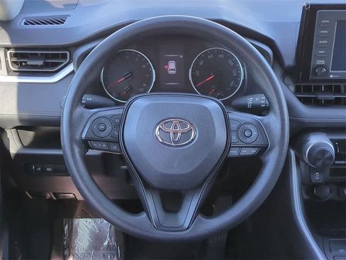 Used 2022 Toyota RAV4 LE image 20