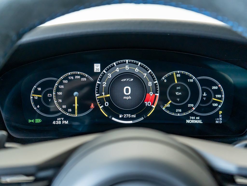Certified 2026 Porsche 911 GT3 RWD image 17