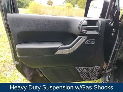 Used 2018 Jeep Wrangler Unlimited Sport S image 23