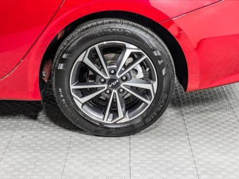 Used 2024 Kia Forte LXS FWD image 36