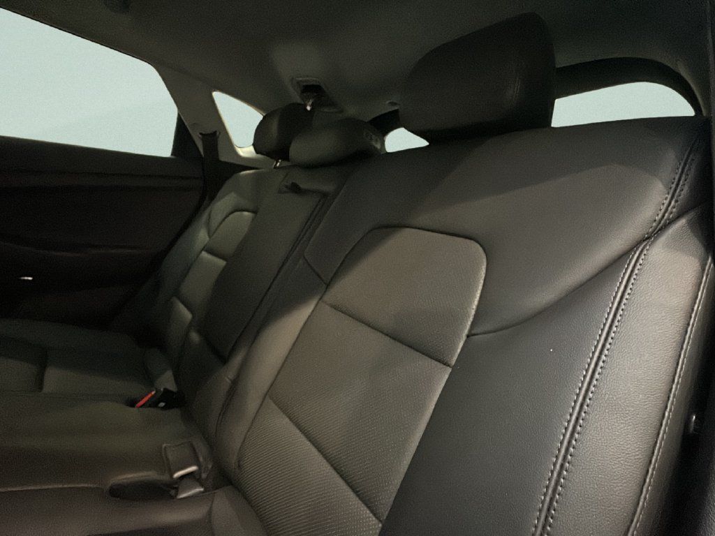 Used 2019 Hyundai Tucson Limited AWD/4WD image 13