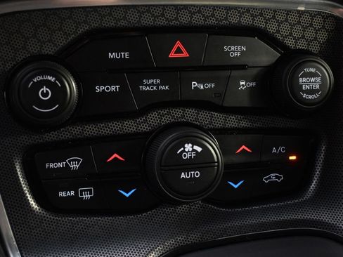 Used 2018 Dodge Challenger GT w/ Driver Convenience Group AWD/4WD image 30