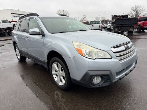 Used 2014 Subaru Outback 2.5i Premium image 7