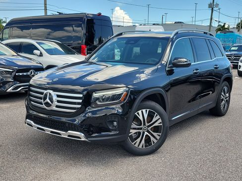 Used 2024 Mercedes-Benz GLB 250 image 1