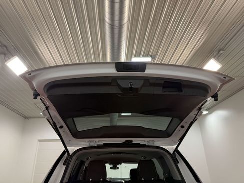 Used 2021 GMC Acadia SLE w/ Trailering Package image 74