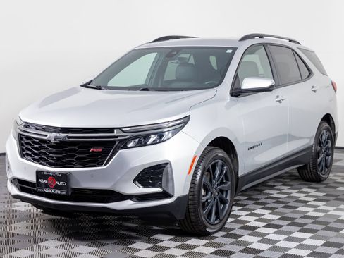 Used 2022 Chevrolet Equinox RS w/ Infotainment Package AWD/4WD image 2