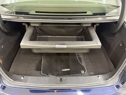 Used 2014 Mercedes-Benz E 350 4MATIC Sedan w/ Premium 1 Package image 37