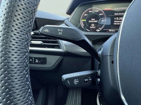 Used 2023 Audi e-tron GT Premium Plus w/ Performance Package image 20
