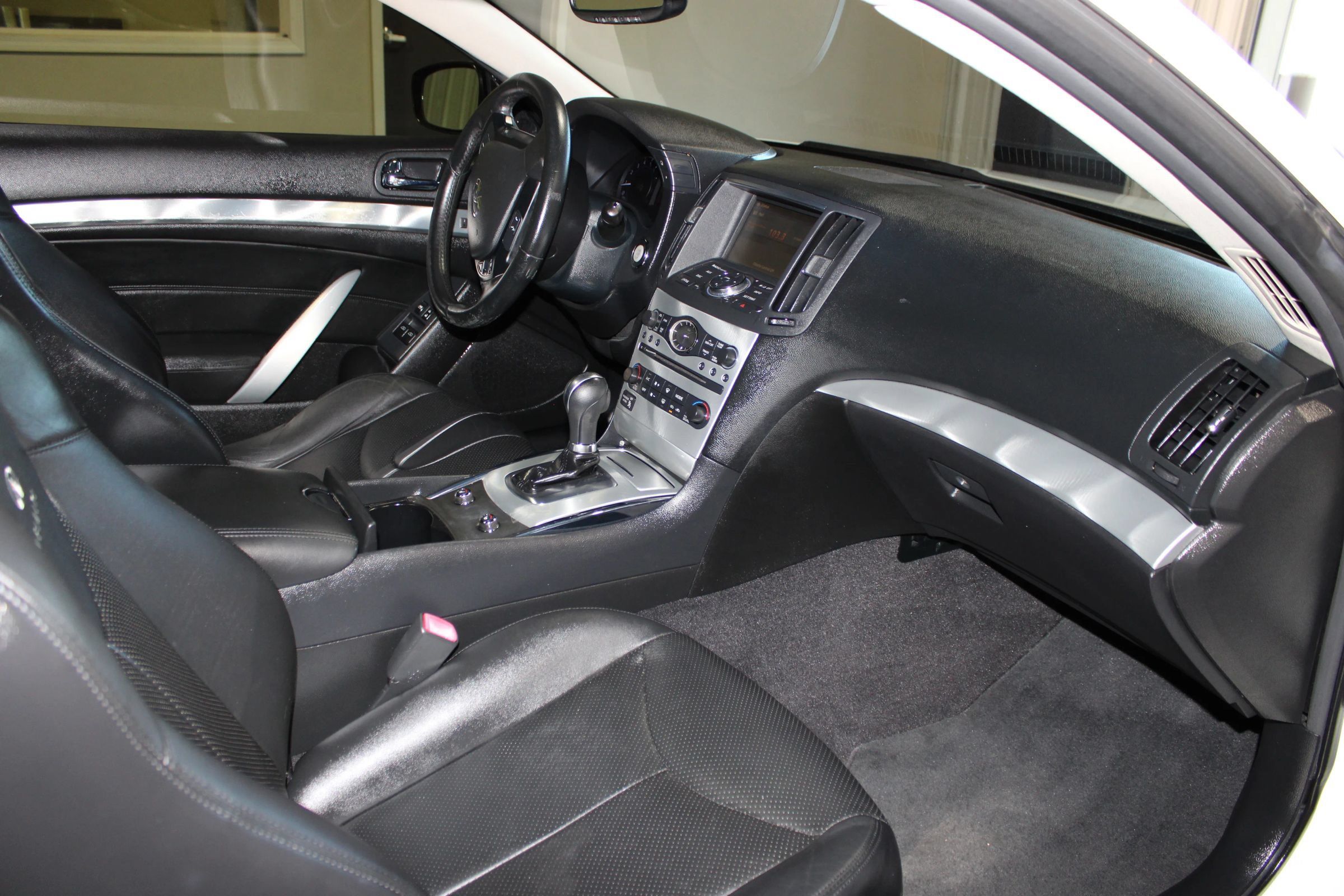 Used 2013 INFINITI G37 Journey w/ Premium Pkg RWD image 29