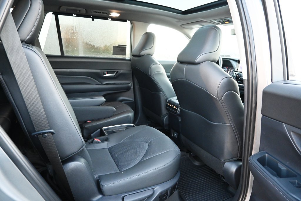 New 2026 Toyota Grand Highlander AWD image 17