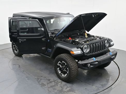Used 2025 Jeep Wrangler Unlimited Rubicon 4xe w/ Steel Bumper Group AWD/4WD image 31