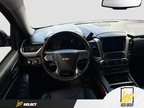 Used 2020 Chevrolet Tahoe Premier AWD/4WD image 24