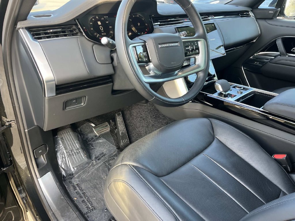 Certified 2023 Land Rover Range Rover SE AWD/4WD image 17